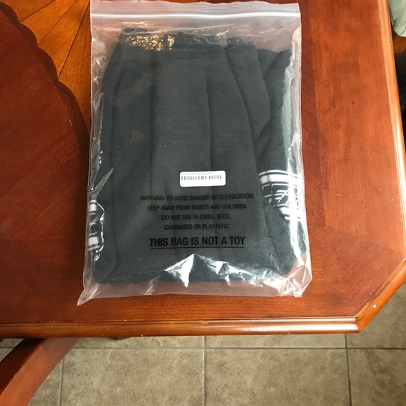 Supreme Raglan Tee - Picture 3 of 5